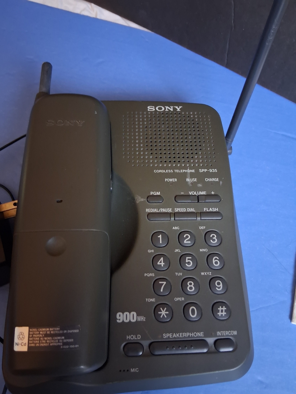 Sony Black Cordless Desk Phone SPP-935 with Speakerphone